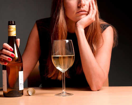 Анонимное лечение женского алкоголизма в Угличе